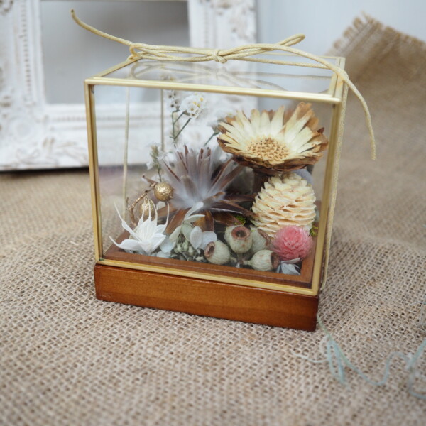 ドライフラワーガラスケースアレンジ ワークショップ レポート